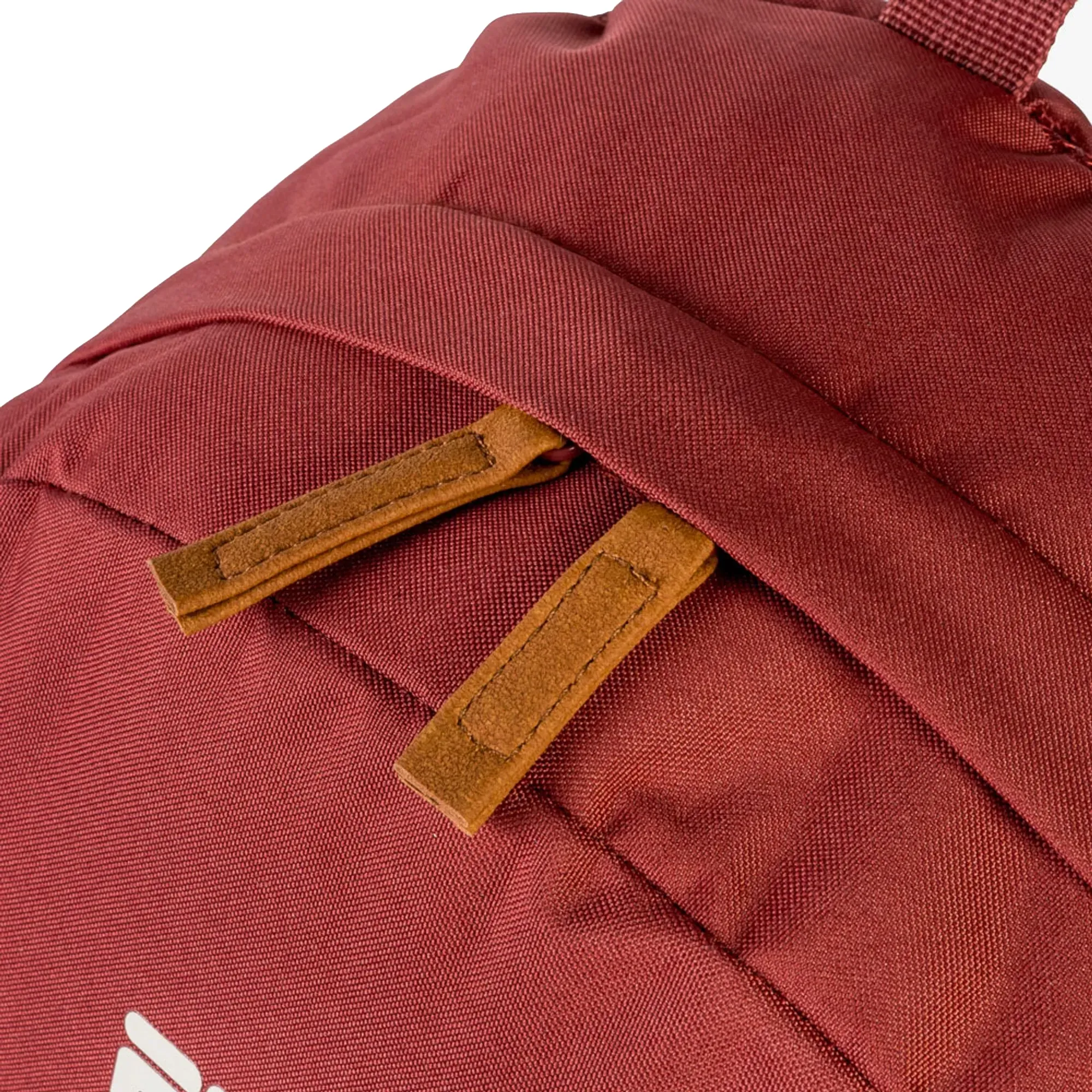 Mochila FILA vermelha ocre com fechamento em zíper e detalhes em couro com logo visível